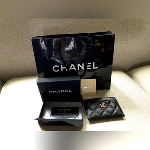 Chanel Caviar Quilted Card Holder